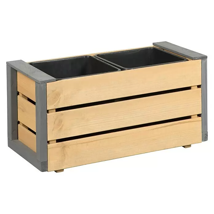 Pflanzkasten - Außenmaß (L x B x H): 63 x 27 x 31 cm, Kunststoff, Braun - Rechteckiger Pflanzkasten aus Holz mit grauem Rahmen und hellen Holzlattenseiten, mit zwei schwarzen Kunststoffeinsätzen.