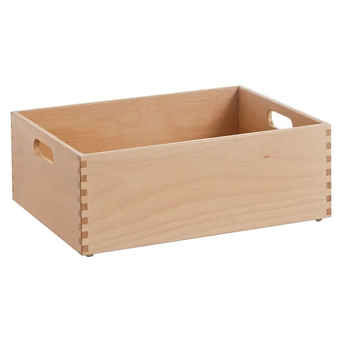 Zeller Present Aufbewahrungsbox - M, L x B x H: 40 x 30 x 15 cm, Buche - Ein rechteckiger Holzbehälter mit Griffen und sichtbaren Eckverbindungen, ideal für die Aufbewahrung verschiedener Gegenstände.