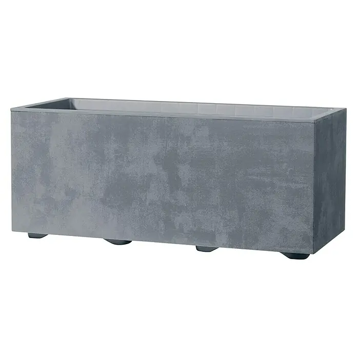 Deroma Millennium Pflanzkasten - Außenmaß (L x B x H): 59 x 25 x 25 cm, Kunststoff, Ashgrey, Mit Bewässerungssystem - Grauer rechteckiger Pflanzkasten aus Beton mit sanfter Textur. Der Pflanzkasten steht auf kleinen Füßen und ist ideal für den Außenbereich.