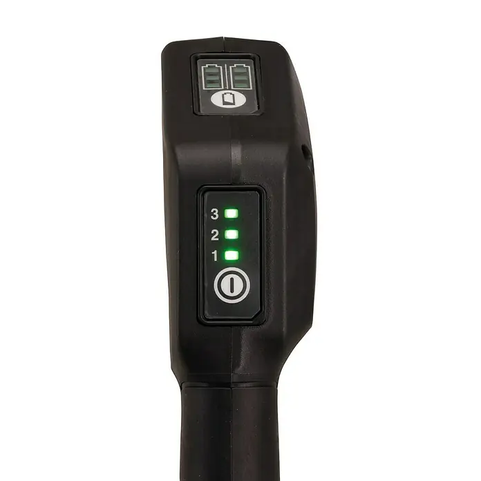 Makita XGT 40V max. Akku-Sprühgerät PM001GZ01 - 40 V, Ohne Akku, 15 l - Nahaufnahme eines Geräts mit LED-Anzeigen, die den Akkuladestand und die Leistungsstufe anzeigen. Praktisches Design für einfache Bedienung.