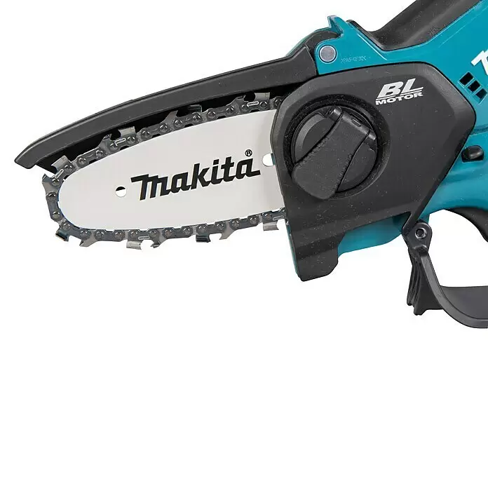 Makita LXT 18V Akku-Astsäge DUC101RF01 - 18 V, 3 Ah, 1 Akku - Nahaufnahme einer türkis-schwarzen Makita Kettensäge mit weißem Führungsschwert mit Logo und Metallkette.