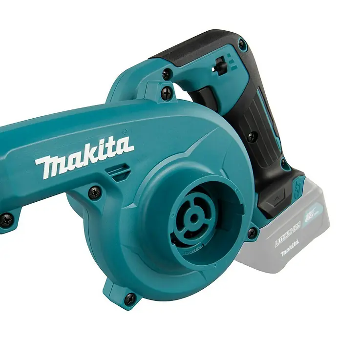 Makita CXT 12V max. Akku-Gebläse UB101DZ - Ohne Akku, Blasgeschwindigkeit: 56 m/s - Abbildung eines Makita Akku-Gebläses. Das Gerät ist in Türkis und Schwarz gehalten und mit einem Lithium-Ionen-Akku ausgestattet.