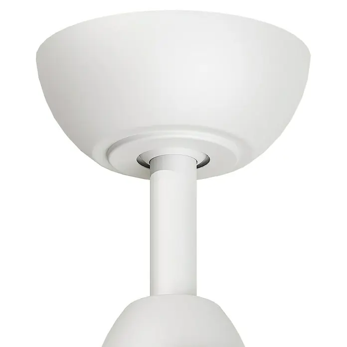 Arte confort Ventilador de techo Kenia - Roble blanco, 132 cm, 34 W, Blanco cálido - Detalle de un soporte de ventilador de techo blanco. El soporte tiene un diseño elegante y moderno y se integra perfectamente en cualquier decoración.