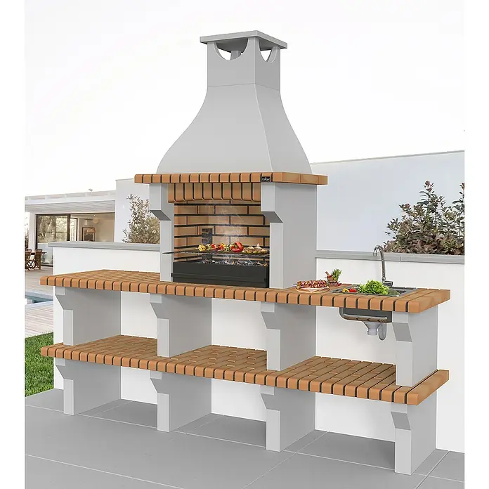 Collippo Silves Barbacoa de obra con mesa auxiliar y fregadero - An x Pr x Al: 234 x 58 x 230 cm, Superficie parrilla: 60 x 38 cm, Marrón - Imagen de una barbacoa exterior de mampostería con fregadero y áreas de almacenamiento. La parrilla es de ladrillo y piedra gris y está provista de alimentos a la parrilla.