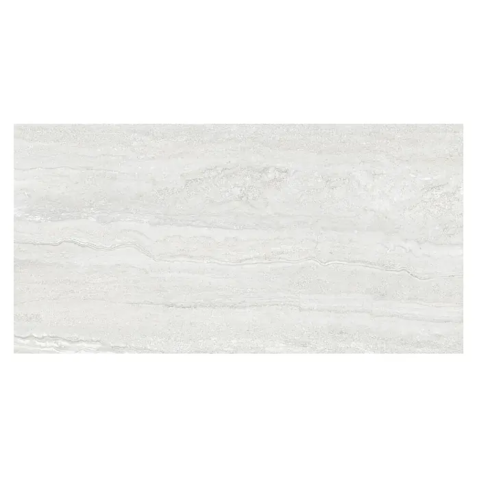 Halcón Pavimento porcelánico Pantheon - 60 x 120 cm, Ebur, Mate, Espesor: 7,4 mm - Primer plano de una baldosa de mármol blanco con rayas horizontales, ofreciendo un diseño elegante y moderno para interiores.