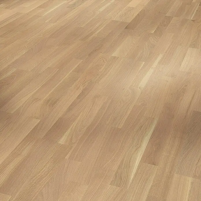 Parador Parkettmuster Basic 11.5 Eiche weiß matt lackiert I - 200 x 185 x 11,5 mm, Schiffsboden - Detailaufnahme eines hellen, geölten Eichenparkettbodens mit sichtbarer Maserung und warmen Farbtönen für eine natürliche Raumwirkung.