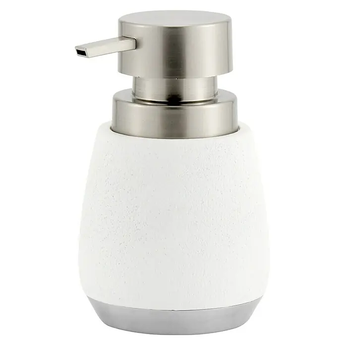 Camargue Bosse Dispensador de jabón - L x An x Al: 96 x 96 x 152 cm, Plástico, Blanco - Primer plano de un dispensador de jabón blanco con un cabezal de bomba plateado, sobre un fondo negro.