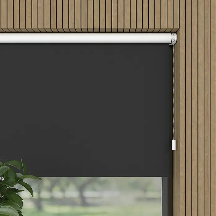 Verdunkelungsrollo Elektrisch - B x H: 60 x 190 cm, Schwarz, Uni - Rollo in elegantem Anthrazit mit praktischer Kettenbedienung, ideal zur Verdunkelung und zur stilvollen Fenstergestaltung.