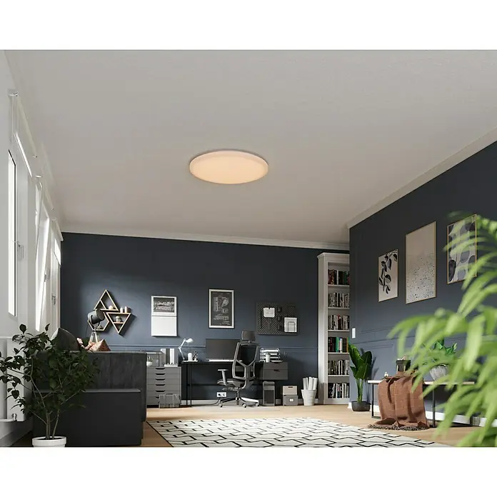 Tween Light LED-Deckenleuchte rund Skyler Star Big - 85 W, Ø x H: 90 x 10 cm, Weiß, Mehrfarbig - Ein modernes Büro mit einer flachen, runden Deckenleuchte, die helles Licht spendet und den Raum optimal ausleuchtet.
