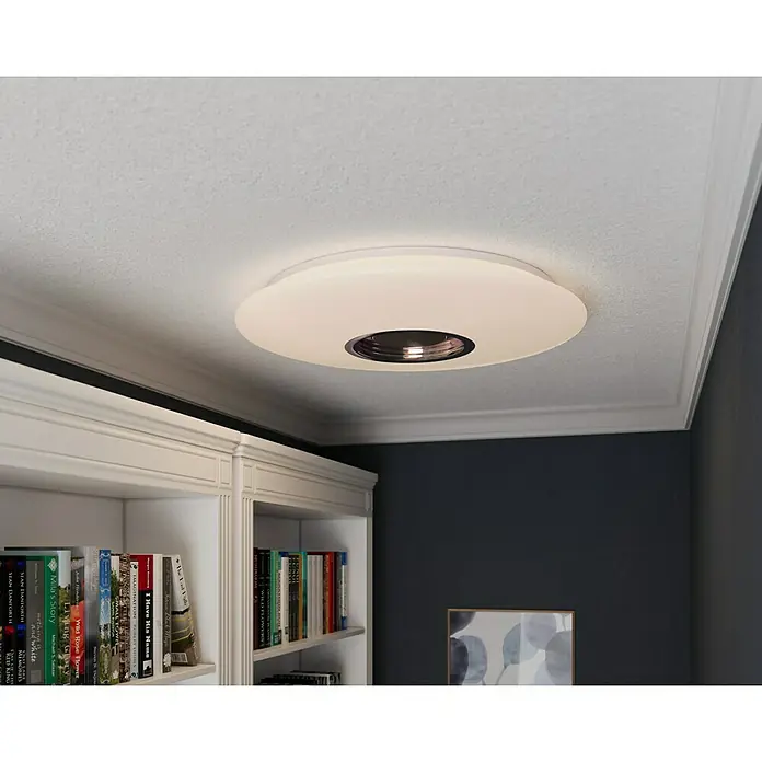 Tween Light LED-Deckenleuchte rund - 24 W, Weiß, RGBW - Nahaufnahme einer runden Deckenleuchte mit einem mittigen Strahler, ideal für moderne Innenräume.