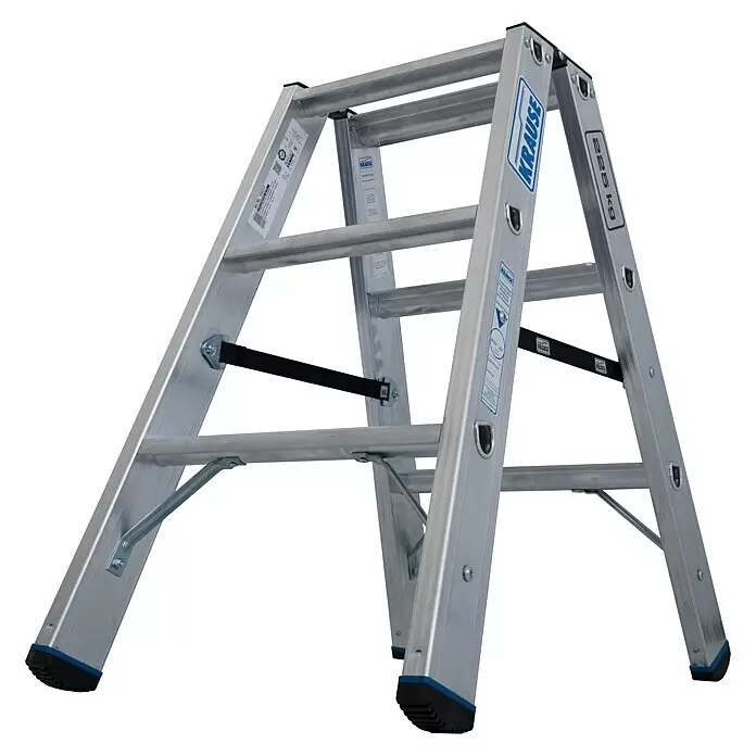 Krause Stabilo Doppel-Stehleiter 2 x 3 Stufen - Anzahl Tritte: 6 Stk., Arbeitshöhe: 2,25 m, Belastbarkeit: 225 kg, Aluminium - Silberne Aluminium-Stehleiter mit schwarzen und blauen Akzenten, aufrecht stehend.