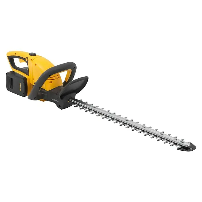 Stiga Akku-Heckenschere HT 300E - 2 Akkus, Schnittlänge: 54 cm - Eine gelb-schwarze Akku-Heckenschere mit silbernen Klingen, ideal für Gartenarbeiten und Heckenpflege, für präzise Schnitte.