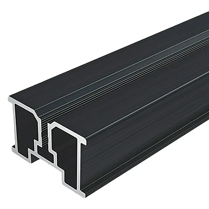 HS Terra Systec Alu-Unterkonstruktion - 200 x 4 x 2,4 cm, Schwarz - Nahaufnahme eines Aluminiumprofils in dunkler Farbe, das für verschiedene Konstruktionsanwendungen verwendet werden kann.
