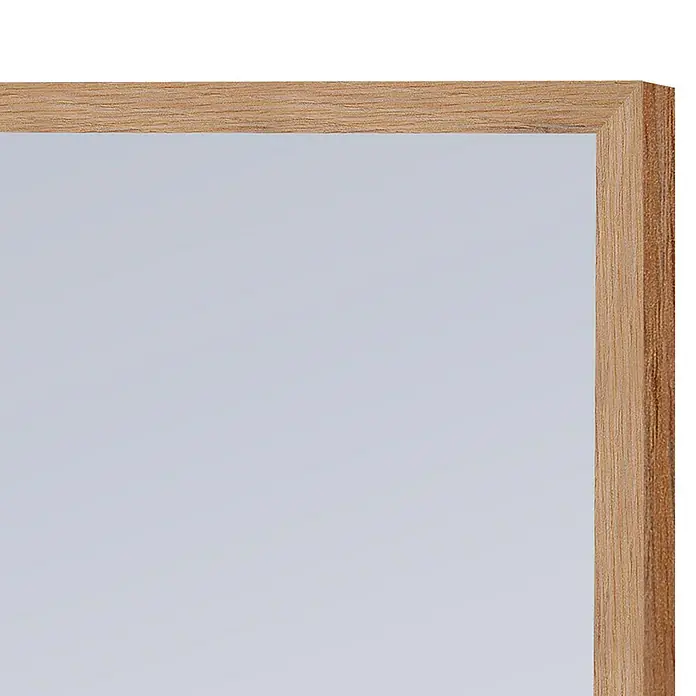 Espejo con marco de pie Palmira - 42,5 x 122,5 cm, Natural, Madera - Vista detallada de un marco de madera clara, ideal para fotos o espejos, añadiendo un toque natural.