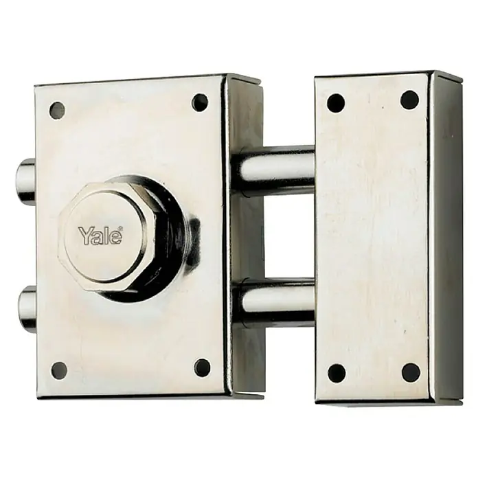Yale Cerradura con cerrojo 16RHN - An x Al: 60 x 90 mm, Acero, Plateado, Niquelado - Primer plano de una cerradura de puerta Yale plateada, que ofrece seguridad y protección para puertas.