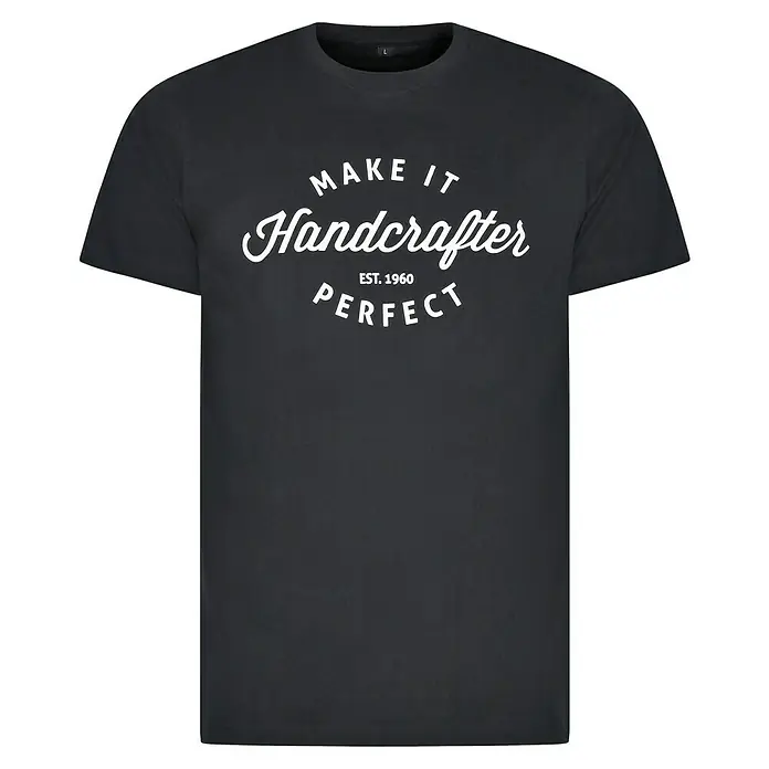 T-Shirt Handcrafter - Schwarz, XXXL - Schwarzes T-Shirt mit weißem Aufdruck "MAKE IT Handcrafter EST. 1960 PERFECT", ein stilvolles Kleidungsstück für den Alltag.