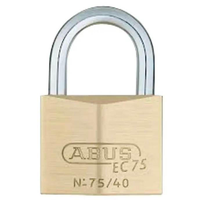 Abus Candado EC-75/40 - An x Al: 39 x 62 mm, Latón, Arco normal - Primer plano de un candado ABUS EC 75, con cuerpo de latón y arco de acero, ideal para uso interior y exterior.