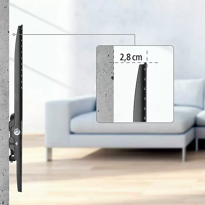Hama TV-Wandhalterung neigbar - Passend für: Bildschirmdiagonale 32 - 75″, 81 - 191 cm, Belastbarkeit: 40 kg, Wandabstand: 2,8 cm - Schwarze, schlanke TV-Wandhalterung installiert, zeigt 2,8 cm Wandabstand.