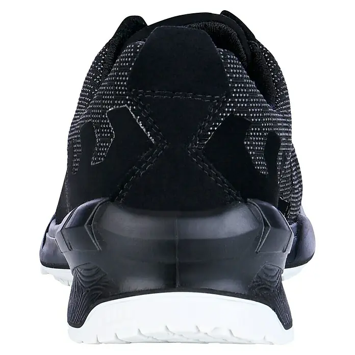 Steitz Secura Sicherheitshalbschuh GINGER - 38 - Rückansicht eines schwarzen Sportschuhs mit weißer Sohle. Das Design des Schuhs ist modern und dynamisch.