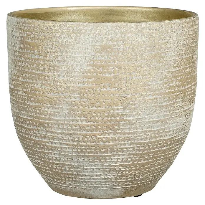 Mica Decorations Cubremaceta redondo Carrie - Dimensiones externas (Ø x Al): 29 x 26 cm, Champan metálico, Materiales naturales - Primer plano de una maceta con textura en beige y dorado, perfecta para plantas de interior y como elemento decorativo.