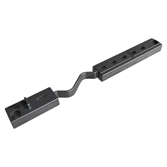 HS Terra Fixierung Plankfix Stick - 150 Stk., Passend für: HS Terra Plankfix Angle - Dunkelgraue Metall-Versatzhalterung mit gekrümmtem Mittelteil und mehreren Befestigungslöchern an flachen Enden.