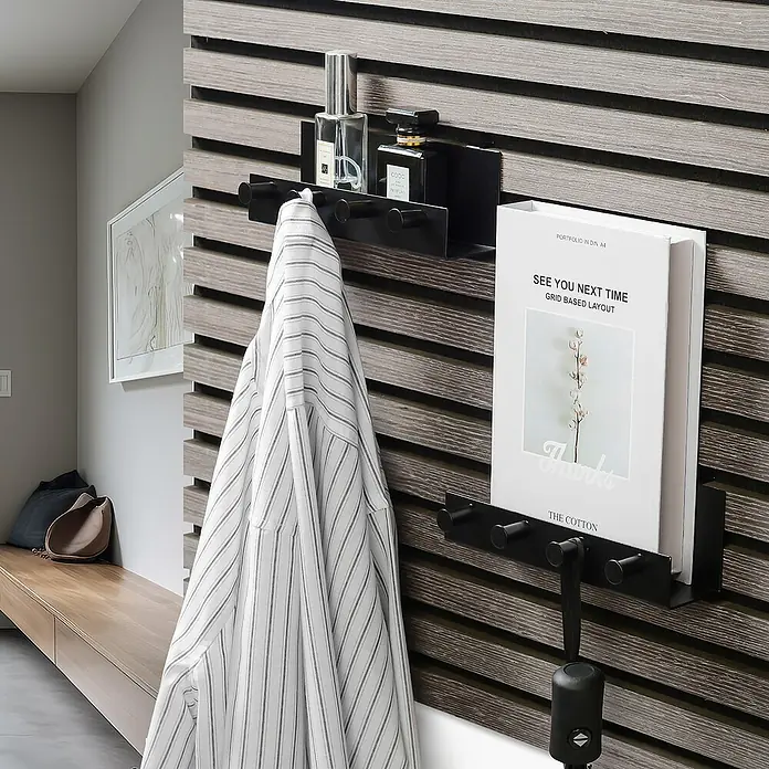 Millex Regal - L x B x H: 5 x 21,5 x 7 cm, Passend für: Akustikpaneele, Montageart: Einhängen - Schwarze Wandgarderobe mit Ablage für Parfüm, Bücher, Mäntel und Regenschirm, ideal für den Eingangsbereich.