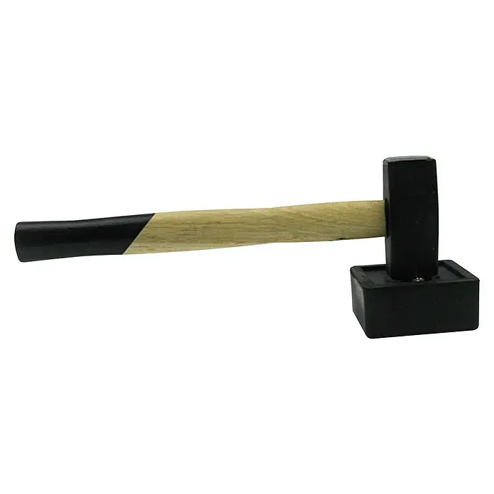 Heka Plattenlegerhammer - Eckig - Nahaufnahme eines schwarzen Gummihammers mit Holzgriff, ideal für schonende Schläge, bei denen Oberflächen geschützt werden müssen.