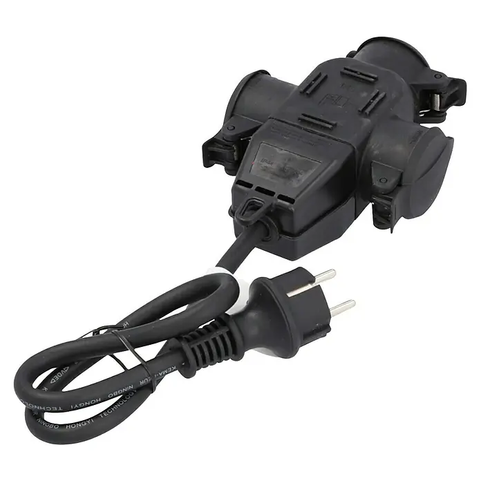 Voltomat Verlängerungskabel - 0,5 m, Schwarz, IP44, H07RN-F - Dreifachsteckdose mit Schutzkontaktstecker für den Außenbereich. Der schwarze Adapter ist spritzwassergeschützt und ideal für Garten oder Baustelle.