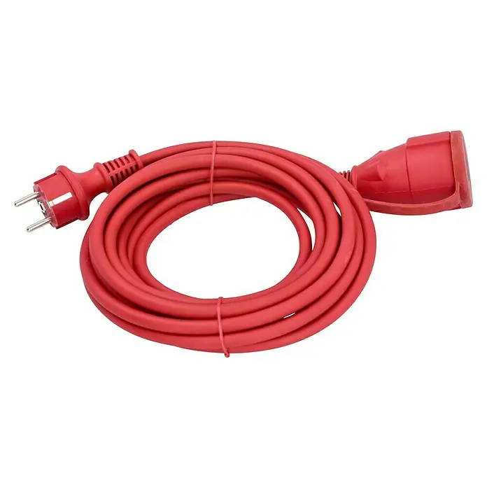 Voltomat Verlängerungskabel - 5 m, Rot, IP44, H05RR-F - Rotes Verlängerungskabel mit Schutzkontaktstecker und -kupplung, aufgerollt und mit einem roten Kabelbinder fixiert.