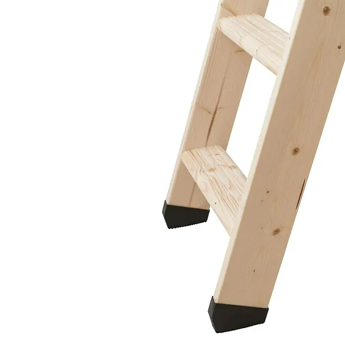 Dolle Bodentreppe Kompakt - 120 x 70 cm, Wärmedämmung: 1,16 W/(m²K) - Detailaufnahme einer Holzleiter mit schwarzen Gummifüßen, die für Stabilität sorgen und den Boden schonen. Die Leiter ist hell und aus massivem Holz gefertigt.