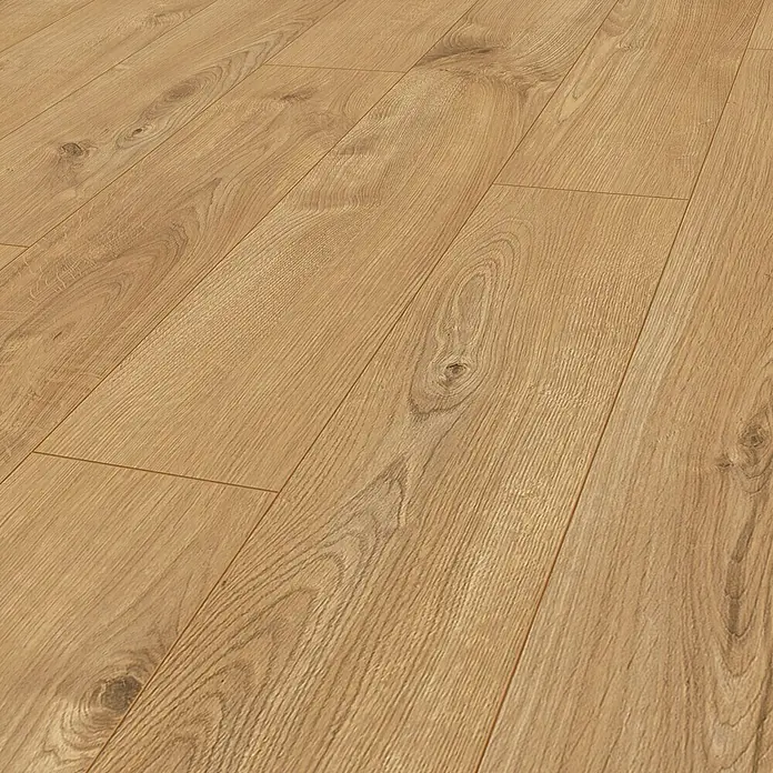 Krono Original Laminat Super Natural - Sherwood Oak, Landhausdiele, 1.288 x 195 x 8 mm - Nahaufnahme eines Laminatbodens mit Holzmaserung in warmen Farbtönen, der eine natürliche und einladende Atmosphäre schafft.