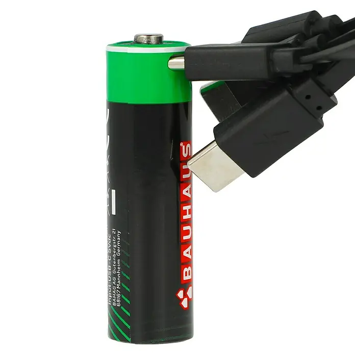 BAUHAUS Akku-Batterien USB-C - Mignon AA, Li-Ionen, 4 Stk. - Aufladbare Bauhaus Batterie mit USB-C Anschluss und grünem Akzent, ideal für energiebewusste Nutzer, die Wert auf Nachhaltigkeit legen.