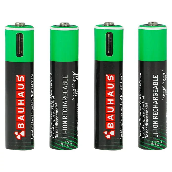 BAUHAUS Akku-Batterien USB-C - Micro AAA, Li-Ionen, 4 Stk. - Das Bild zeigt vier Bauhaus Li-Ionen Akkus mit grüner Oberseite und Warnhinweisen aufgedruckt.