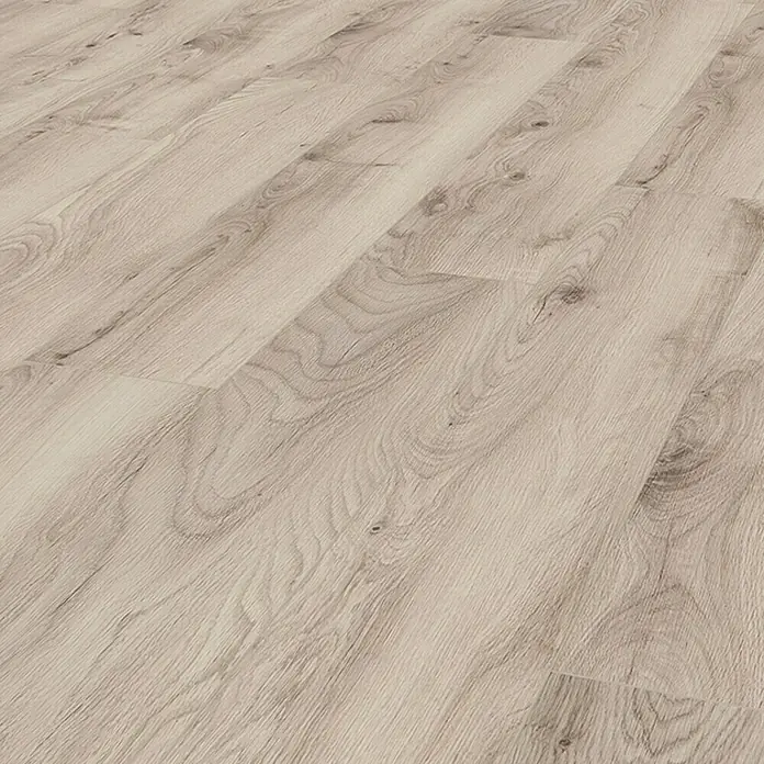 Krono Original Laminat Organic Flex - Pebble Manor Oak, Landhausdiele, 1.288 x 189 x 7 mm - Helles Laminat in Holzoptik. Das Laminat hat eine natürliche Maserung und eine glatte Oberfläche, ideal für moderne Wohnräume.