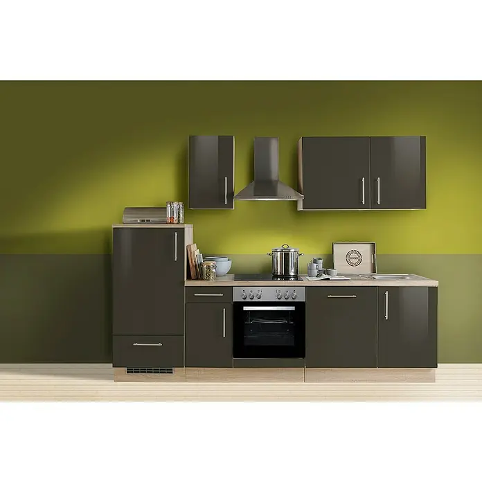 Menke Küchenzeile Premium - Breite: 270 cm, Lava, Hochglänzend, Mit Elektrogeräten - Elegantes Küchendesign mit grauen Schränken, Arbeitsflächen in Holzoptik und modernen Geräten vor einem zweifarbigen Hintergrund.
