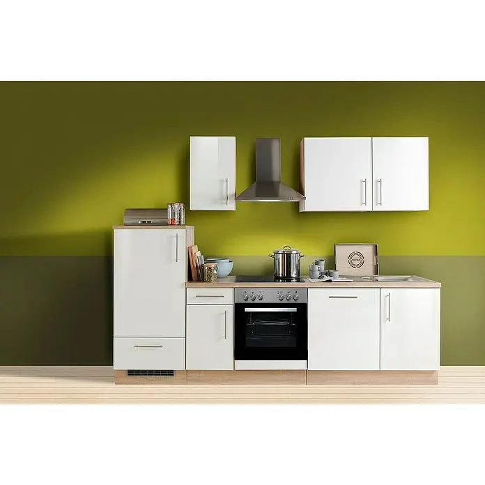 Menke Küchenzeile Premium - Breite: 270 cm, Weiß, Hochglänzend, Mit Elektrogeräten - Küchenansicht mit weißen Schränken, Dunstabzugshaube und Elektroherd. Das Küchendesign kombiniert Funktionalität mit modernem Stil.