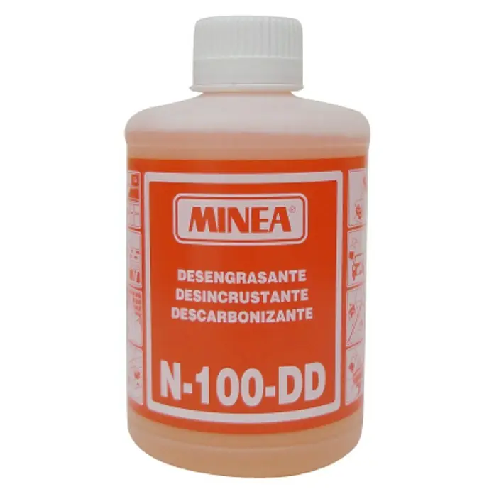 Minea Limpiador desengrasante N-100-DD - 800 g - Imagen de una botella de MINEA N-100-DD, un limpiador utilizado para desengrasar, desincrustar y descarbonizar. La botella tiene una etiqueta naranja con letras blancas.