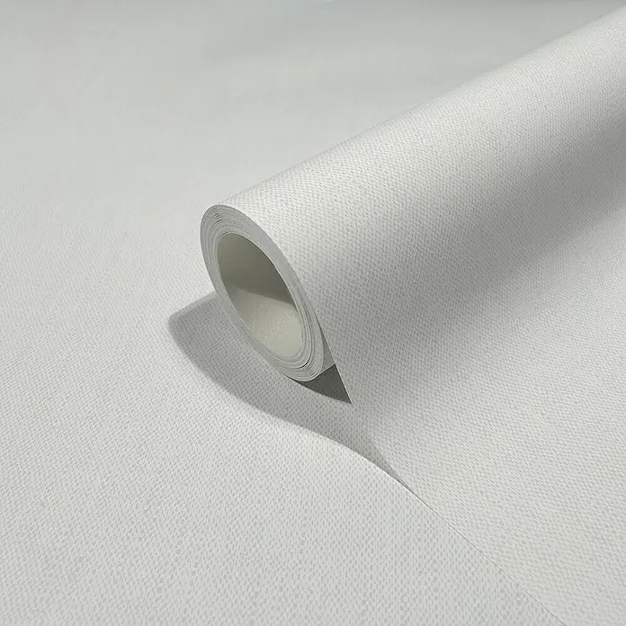 Marburg Heritage Vliestapete Textil-Optik - Weiß/Grau, Uni, 10,05 x 0,53 m - Nahaufnahme einer Rolle hellgrauer Vinyltapete mit zarter Textur, ideal für eine moderne Wandgestaltung.