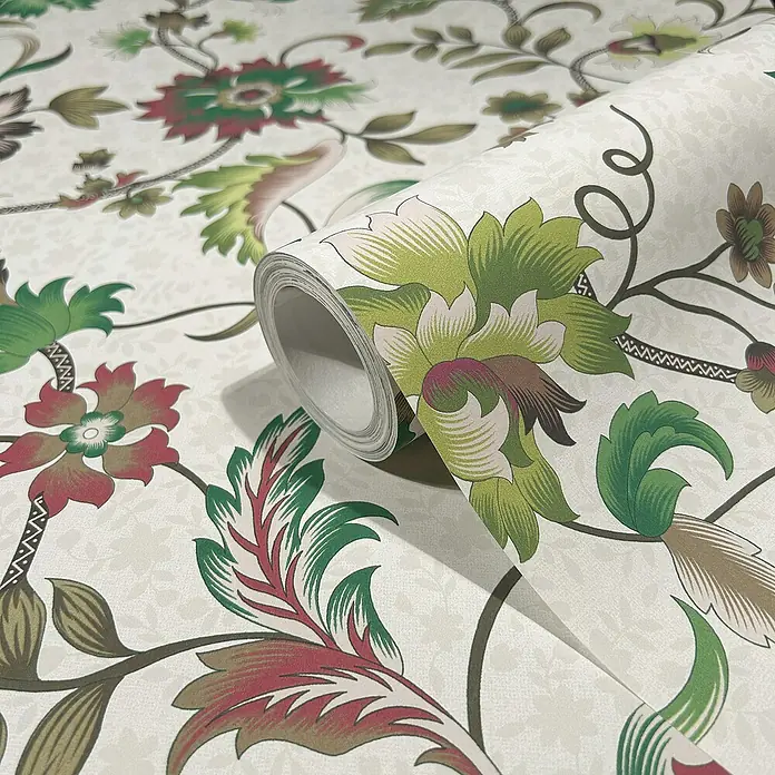 Marburg Heritage Vliestapete Blumenmotiv - Grau/Grün, Floral, 10,05 x 0,53 m - Rolle elegante Blumentapete mit üppigen, detailreichen Blüten und Blättern in sanften Grün- und Rottönen auf hellem Grund.