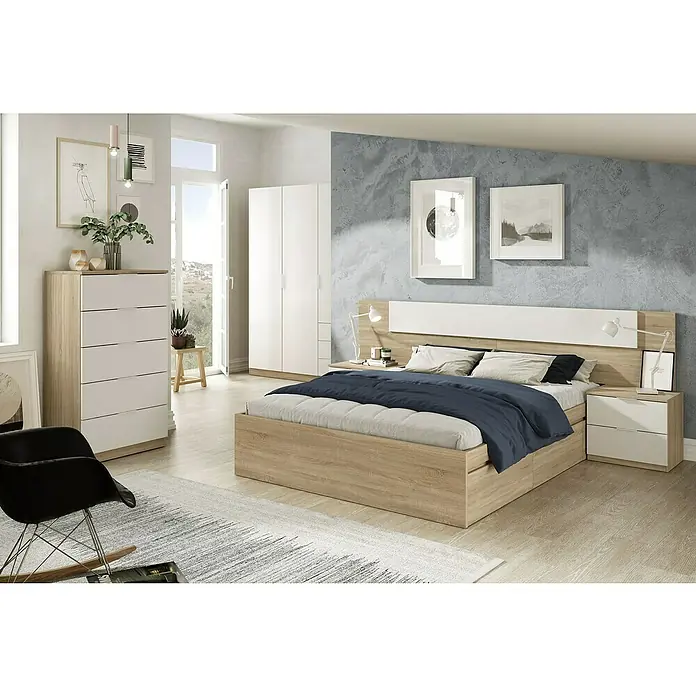 Cama de matrimonio Kendra - L x An x Al: 196 x 156 x 37 cm, Roble Canadian - Dormitorio con cama doble con cajones, mesitas de noche y cómoda en decoración de madera clara y blanco.