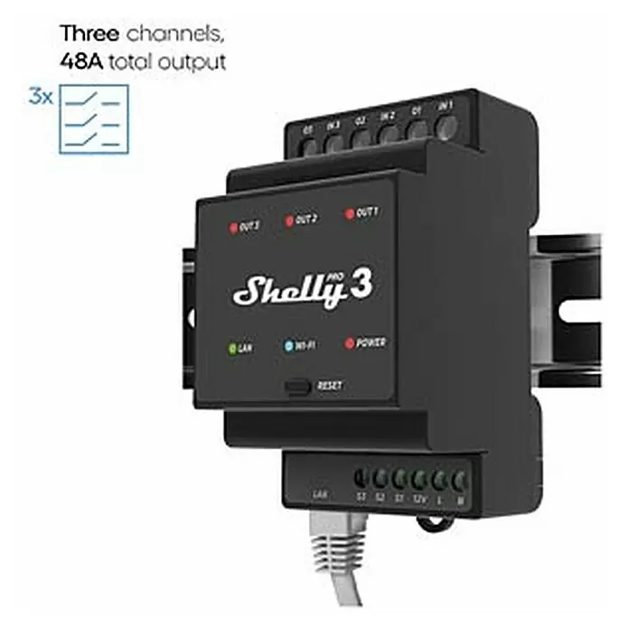 Shelly Relais-Modul Pro 3 - 110 V - 240 V, 48 A - Schwarzes Shelly Pro 3 Smart-Relais mit 3 Kanälen und 48A Gesamtausgang, auf DIN-Schiene mit Ethernetkabel.