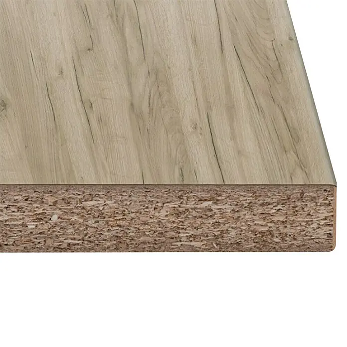 Encimera de cocina al corte Grey Craft Oak - Grey Craft Oak, Espesor: 38 mm, Ancho: 63,5 cm - Primer plano de una encimera de madera con un patrón de grano de madera clara, mostrando la textura y la composición del material.