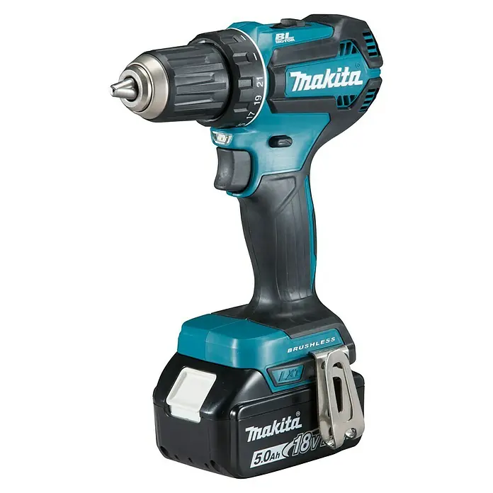 Makita LXT 18V Taladro atornillador de batería DDF485 - 18 V, 2 baterías, 5 Ah, 50 Nm - Taladro inalámbrico Makita con un robusto portabrocas y mango ergonómico para un trabajo preciso y cómodo.\n