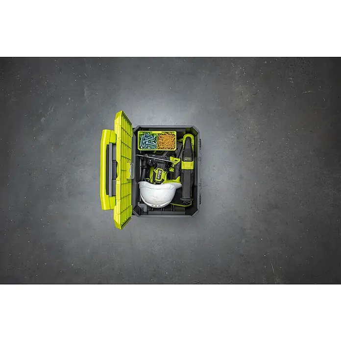 Ryobi Link Werkzeugkoffer RSL201 Trolley - L x B x H: 57 x 49,5 x 39 cm, Kunststoff, 2 Räder - Werkzeugkasten mit Ryobi-Werkzeugen, Schrauben und einem weißen Schutzhelm, ideal für Heimwerker und Profis.