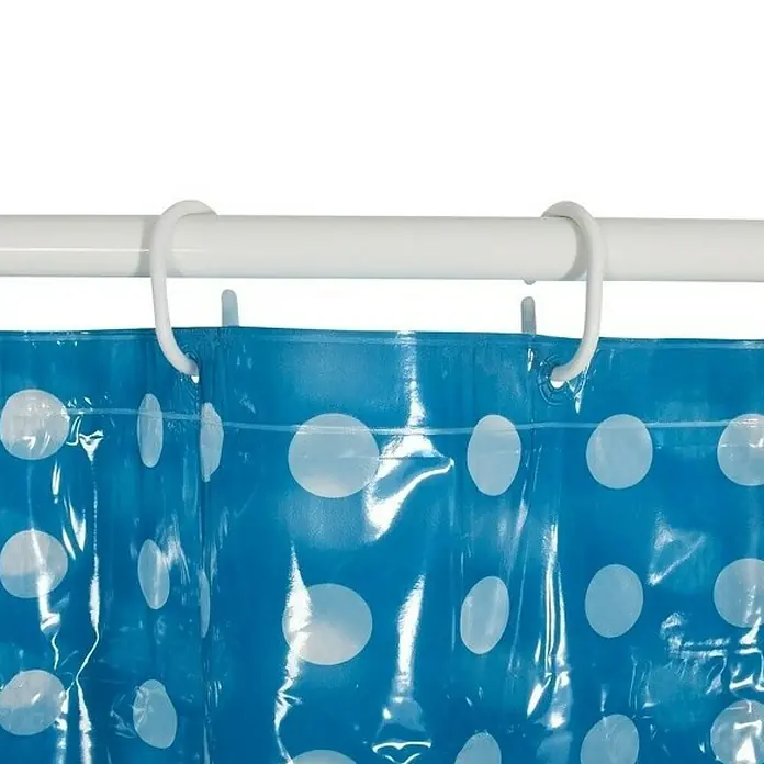Venus Cortina de baño PVC Bristol - An x Al: 180 x 200 cm, Plástico, Azul - Primer plano de una cortina de ducha azul con lunares blancos, colgada de una barra blanca con ganchos a juego.