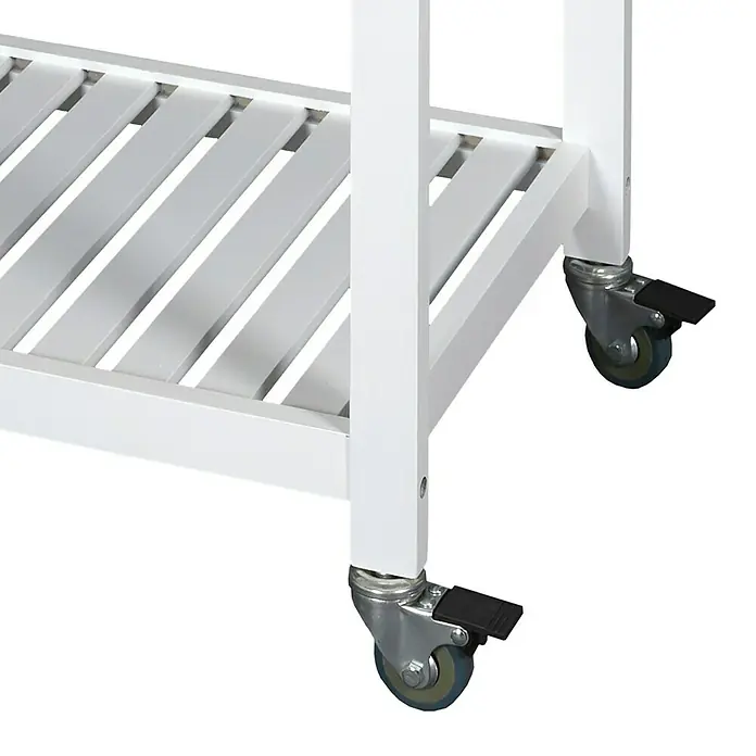 Home Deco Factory Carro de cocina Bristot Indus - L x An x Al: 40 x 62,5 x 85,5 cm, Blanco/Pino - Vista detallada de un carrito de cocina blanco con ruedas y un estante de listones para almacenamiento adicional.