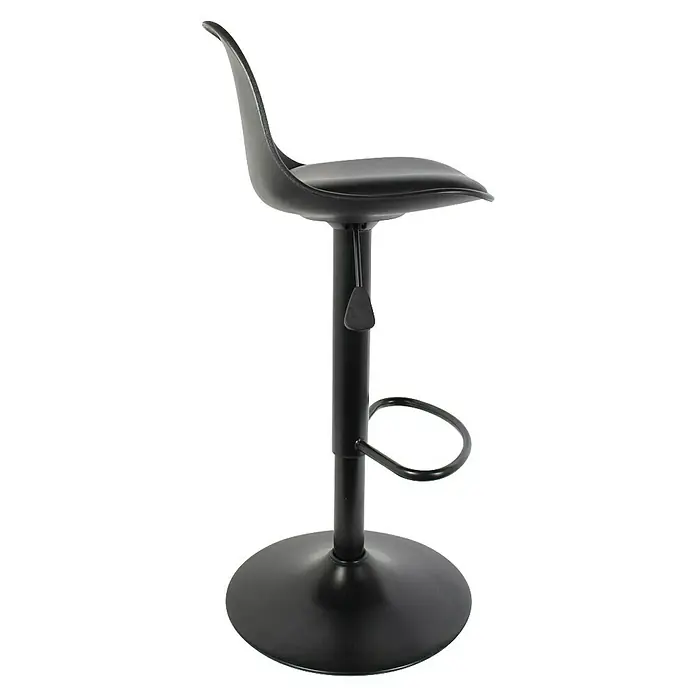 Taburete de cocina Isak - Altura: 104 mm, Negro - Imagen de un taburete de bar negro con reposapiés y altura ajustable, ideal para cocina o bar.