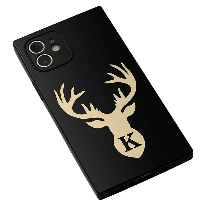 Cricut Joy Xtra Vinylfolie Smart Ablösbar - 3 -tlg., Classics, 24,1 x 30,5 cm - Schwarze Handyhülle mit goldenem Hirschkopf und dem Buchstaben K. Ein stilvolles Accessoire für Ihr Smartphone.