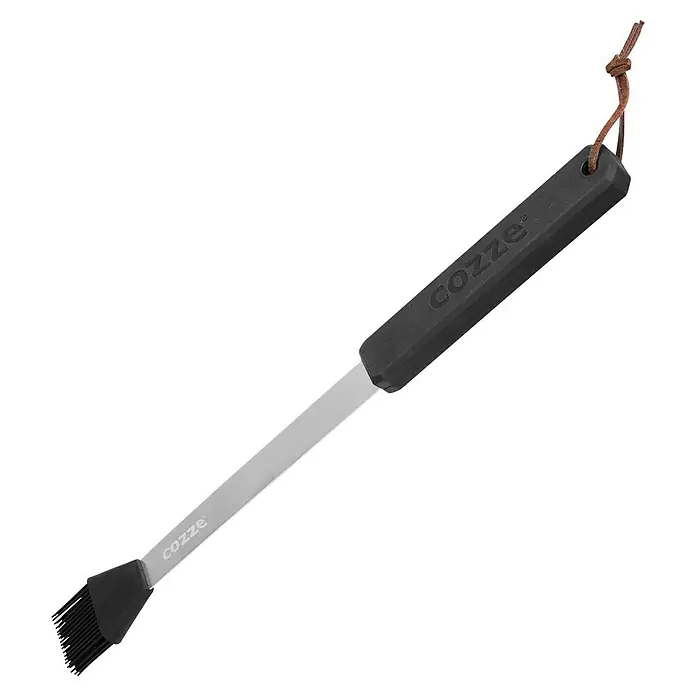 Cozze Grillbesteck - Länge: 42 cm - Ein Detailbild eines Cozze Grillpinsels mit schwarzem Griff, Metallstiel und Silikonborsten, ideal zum Marinieren und Glasieren von Grillgut.