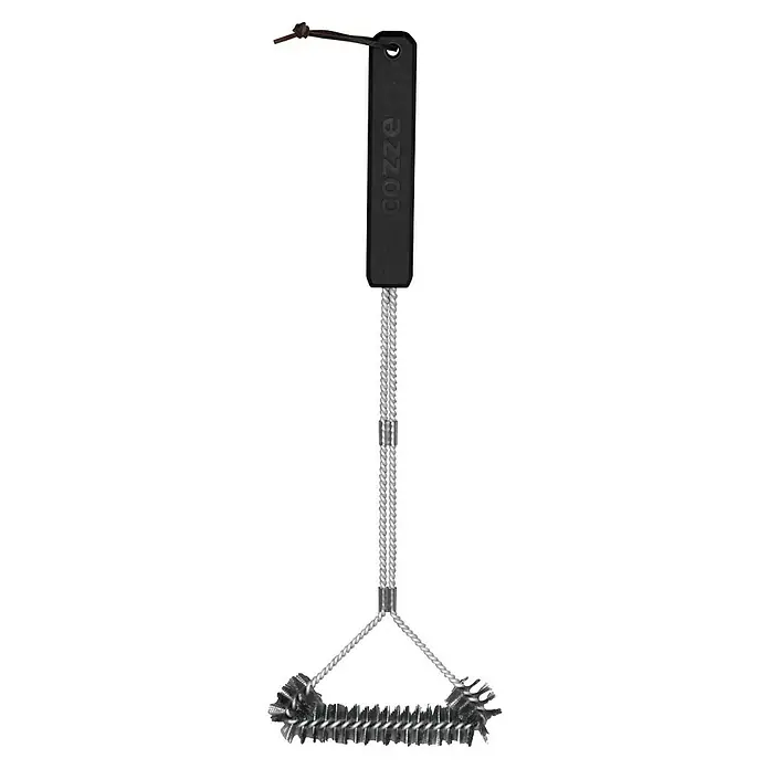 Cozze Grillbürste - Länge: 50 cm - Das Bild zeigt eine Grillbürste mit einem schwarzen Griff, einem verdrehten Metallschaft und einem Bürstenkopf zum Reinigen von Grillrosten.
